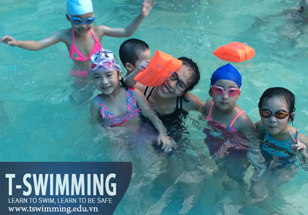  Lớp dạy học bơi kèm riêng cho trẻ em mùa hè 2019 tại Hà Nội