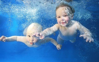 Dạy và tập bơi cho bé